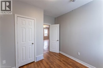 141 Wellington St N in Hamilton, ON - Building Photo - Building Photo