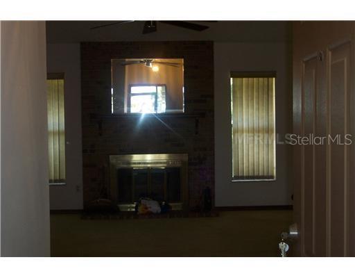 2585 Derby Dr in Deltona, FL - Foto de edificio - Building Photo
