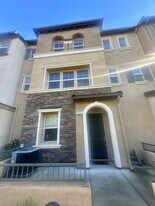 1235 George Cir in Hayward, CA - Building Photo
