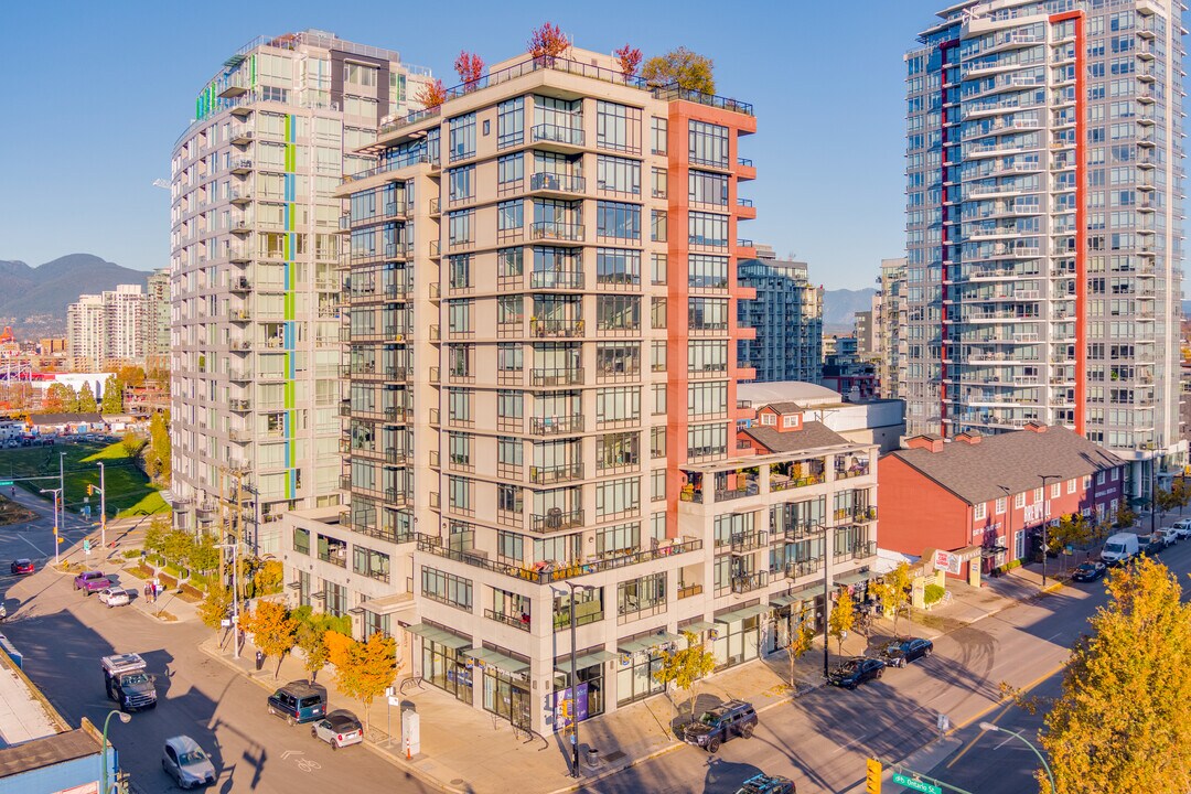 Proximity in Vancouver, BC - Building Photo