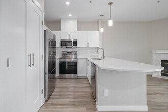 Park Vista Apartments in Redmond, WA - Foto de edificio - Interior Photo