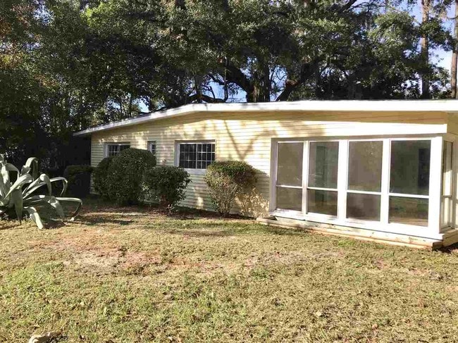 716 Coble Dr in Tallahassee, FL - Building Photo - Building Photo