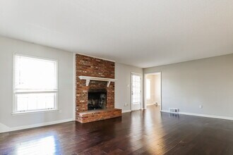 1790 Malabar Dr in Germantown, TN - Foto de edificio - Building Photo