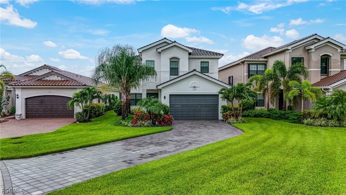 11604 Meadowrun Cir in Ft. Myers, FL - Building Photo