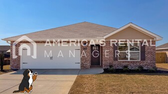 118 Jonboy Ave in New Hope, AL - Building Photo