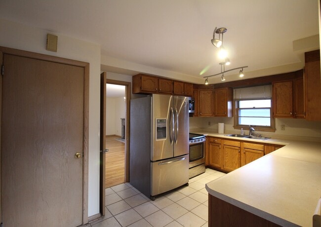 6310 Vincent Ave S in Minneapolis, MN - Foto de edificio - Building Photo