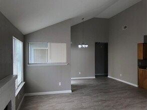 7514 Lemma Dr in Houston, TX - Building Photo - Building Photo