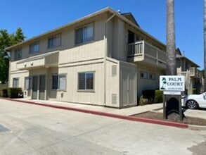 363 Palm Way in Buellton, CA - Building Photo - Building Photo