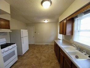 1714 N Pearl St in Independence, MO - Building Photo - Building Photo