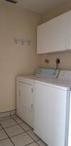 2210 SE 6th Ct in Homestead, FL - Building Photo