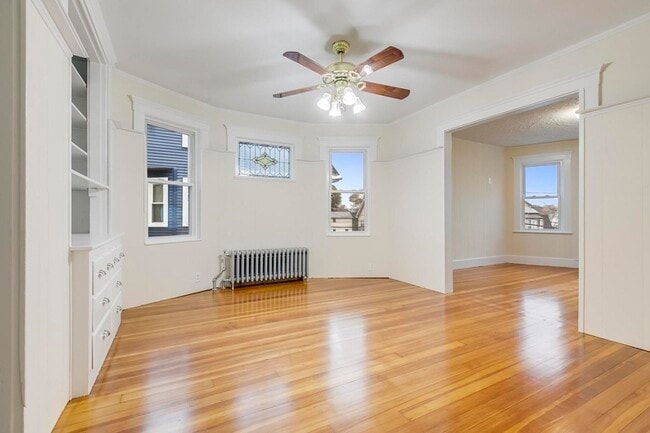 109 Rockdale St, Unit 2
