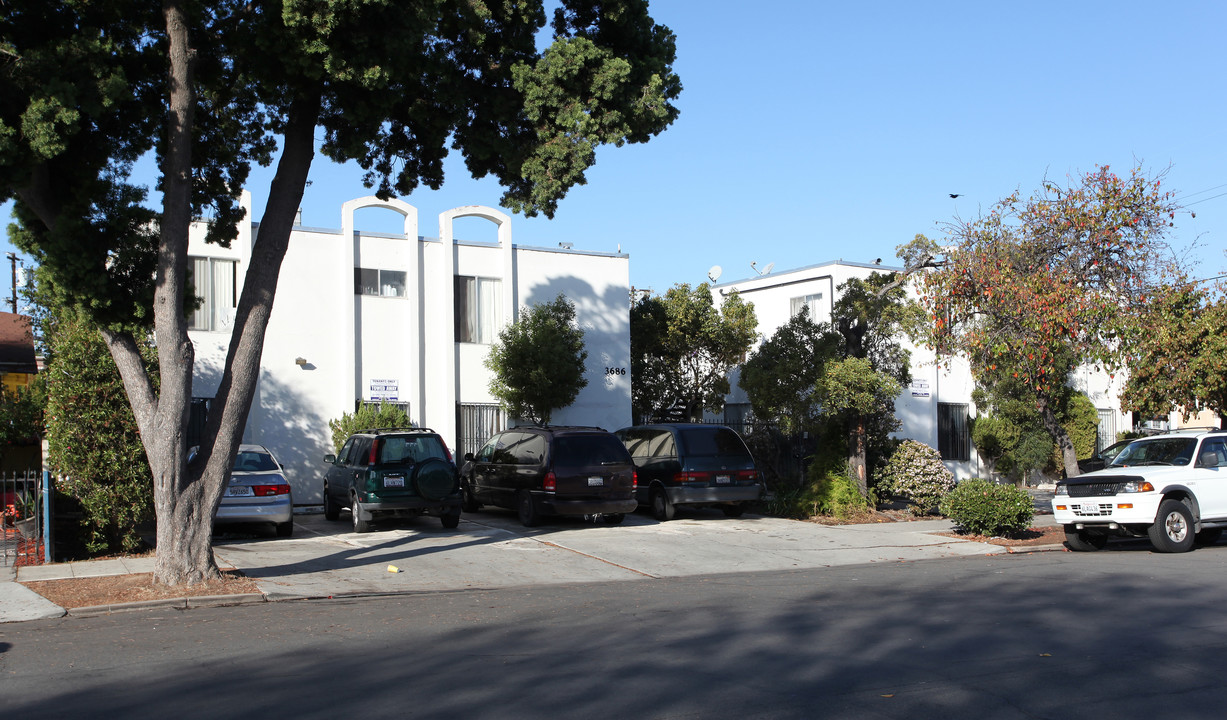 3686-3696 Marlborough Ave in San Diego, CA - Building Photo