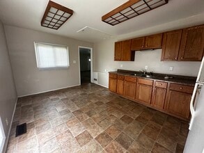 1115 Ebeling Dr in South Bend, IN - Building Photo - Building Photo