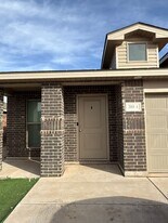 2008 Bryan Ave in Wolfforth, TX - Building Photo