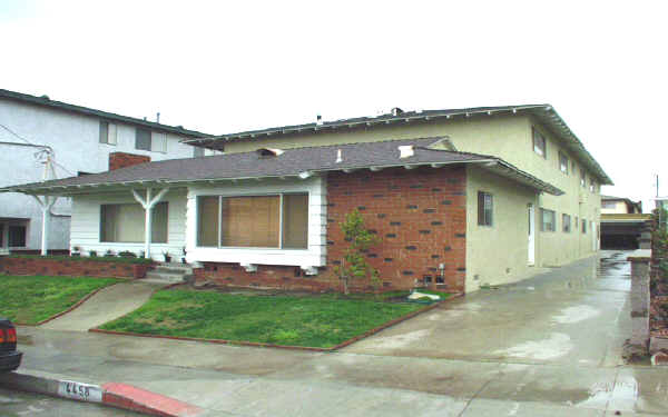 4458 134th St in Hawthorne, CA - Building Photo