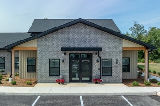 98 Penn Place in Enola, PA - Foto de edificio - Building Photo