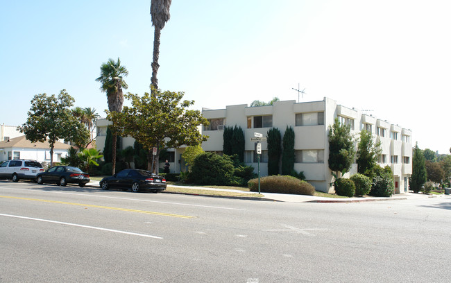 1530 E Broadway in Glendale, CA - Foto de edificio - Building Photo