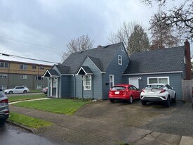 804 NW 26th St in Corvallis, OR - Building Photo