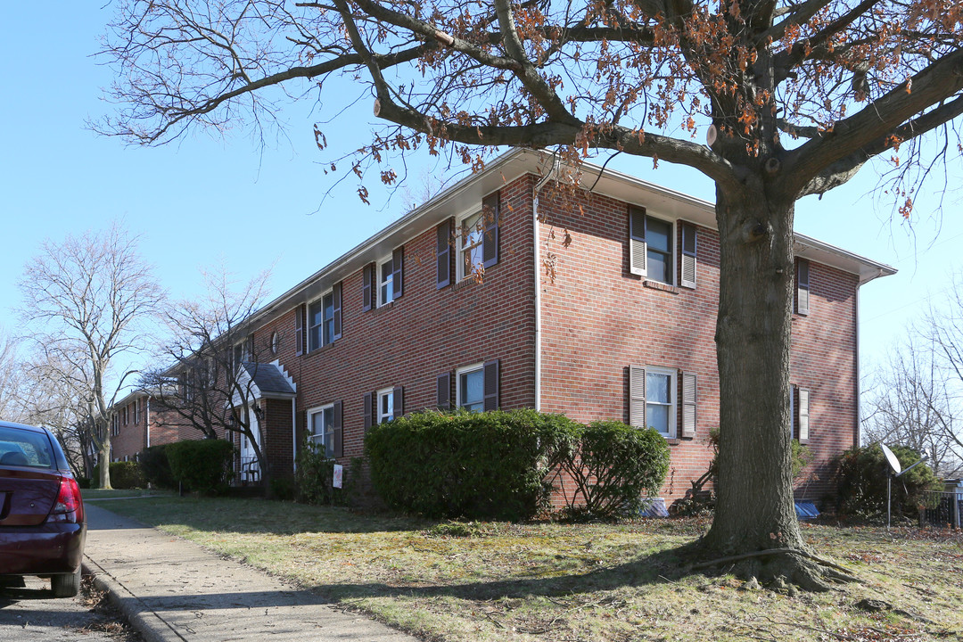 Springhill View Apartments in Massillon, OH - Building Photo