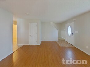 1040 Counselors Dr in Monroe, NC - Foto de edificio - Building Photo