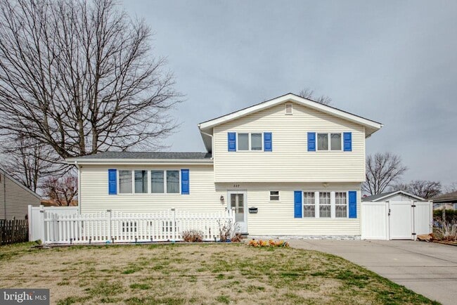 227 George Dye Rd in Hamilton Township, NJ - Building Photo - Building Photo