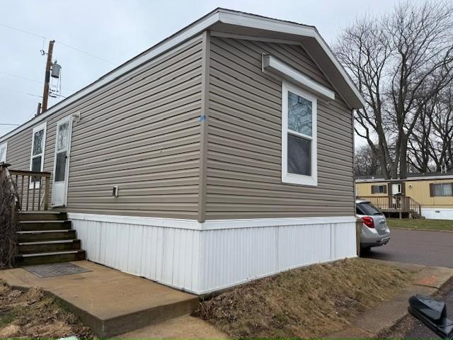 424 Warbler Ln in Madison, WI - Foto de edificio