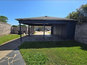 3634 Kingsman Dr in Houston, TX - Building Photo - Building Photo