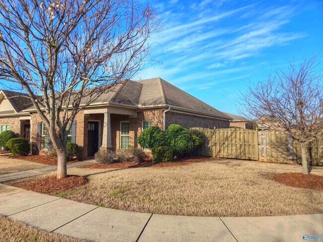44 Atherton Cir SW in Huntsville, AL - Building Photo - Building Photo