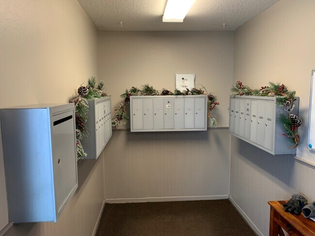 431 Central AVE W in Mora, MN - Building Photo - Building Photo