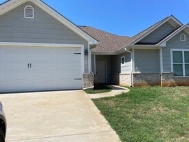 1309 Frankie Ln in Longview, TX - Building Photo