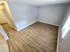 2485 Michelle Dr in Burlington, NC - Building Photo - Building Photo
