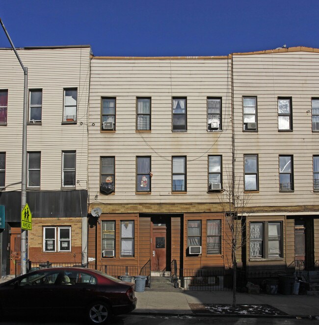 155 Wilson Ave in Brooklyn, NY - Building Photo - Building Photo