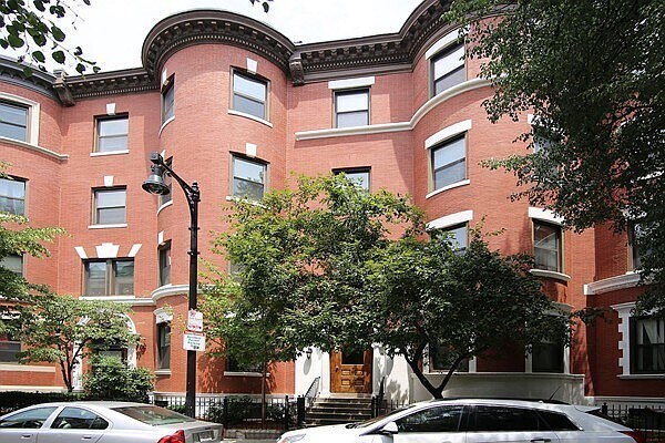 property at 95 Gainsborough St