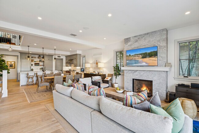 503 L St in Newport Beach, CA - Building Photo - Building Photo