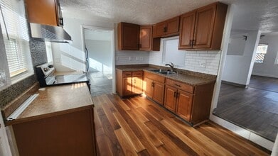 2355 S Hooker Way in Denver, CO - Building Photo - Building Photo
