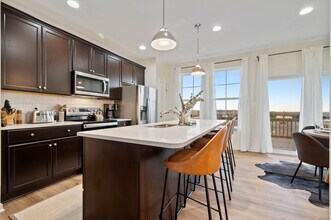 216 Charterhouse St in Falling Waters, WV - Building Photo - Building Photo