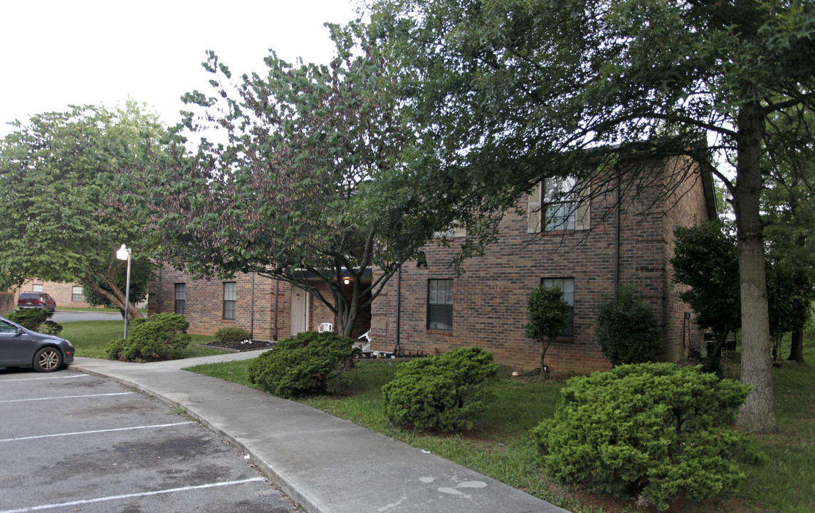 Stonegate Apartments in Maynardville, TN - Building Photo