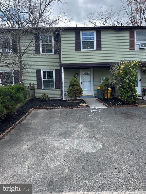property at 508 Loch Lomond Dr
