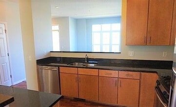 12201 82nd Ave N in Maple Grove, MN - Building Photo - Building Photo
