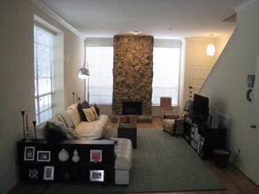 2815 Welborn St in Dallas, TX - Building Photo - Other