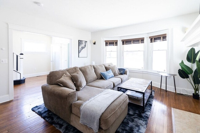 property at 1501 E 105th St