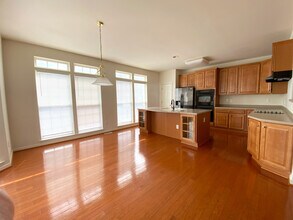7 Swan Ct in Delran, NJ - Building Photo - Building Photo