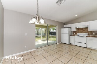 830 NE 9th Terrace in Cape Coral, FL - Building Photo - Building Photo