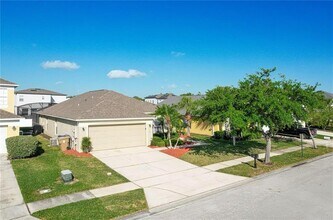 1175 Seasons Blvd in Kissimmee, FL - Building Photo - Building Photo