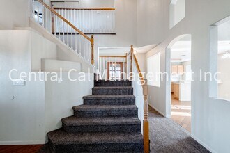 4000 Mariana Way in Bakersfield, CA - Building Photo - Building Photo