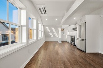 1 School St in Manchester by the Sea, MA - Building Photo - Building Photo