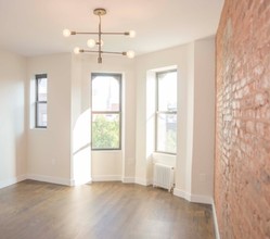 14 Lincoln Pl in Brooklyn, NY - Building Photo - Other