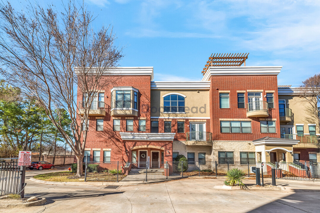 1207 Beaconsfield Lane in Arlington, TX - Building Photo