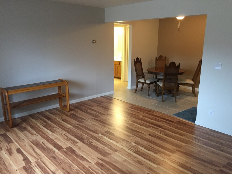 803 Plate St in Rochester, MI - Building Photo