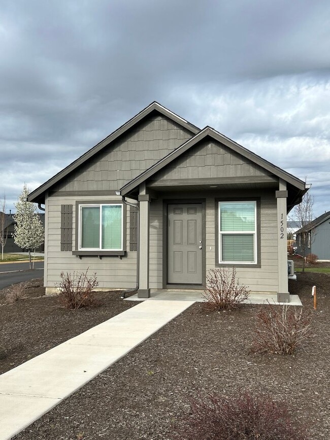 property at 1502 SW 36th Loop